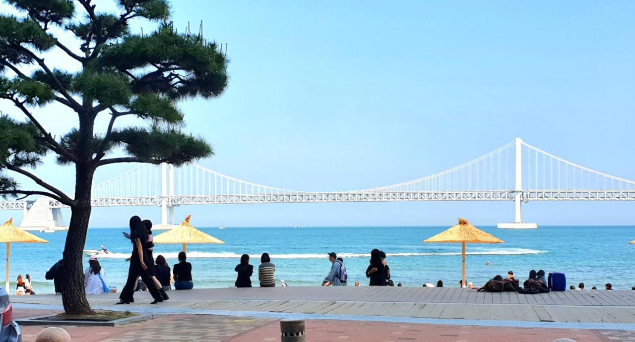 Holiday Apt Gwangan Beach Ciudad Metropolitana de Ciudad Metropolitana de Busan Exterior foto